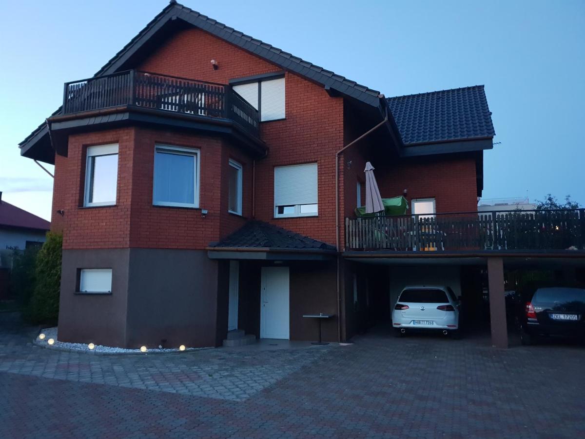 Appartamento Czerwony Kamien Rubin Sianozety Esterno foto